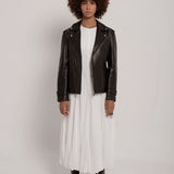 Veste en cuir ceinturée